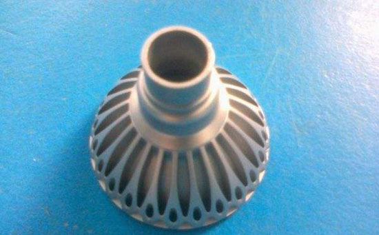 做五金手板,情况就是这样,如果客户能理解的话,深圳手板厂还是会从维护客户的角度出发