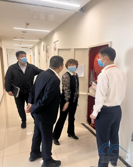 [组图][公告]开展安全检查时刻绷紧“安全弦” 第 1 张